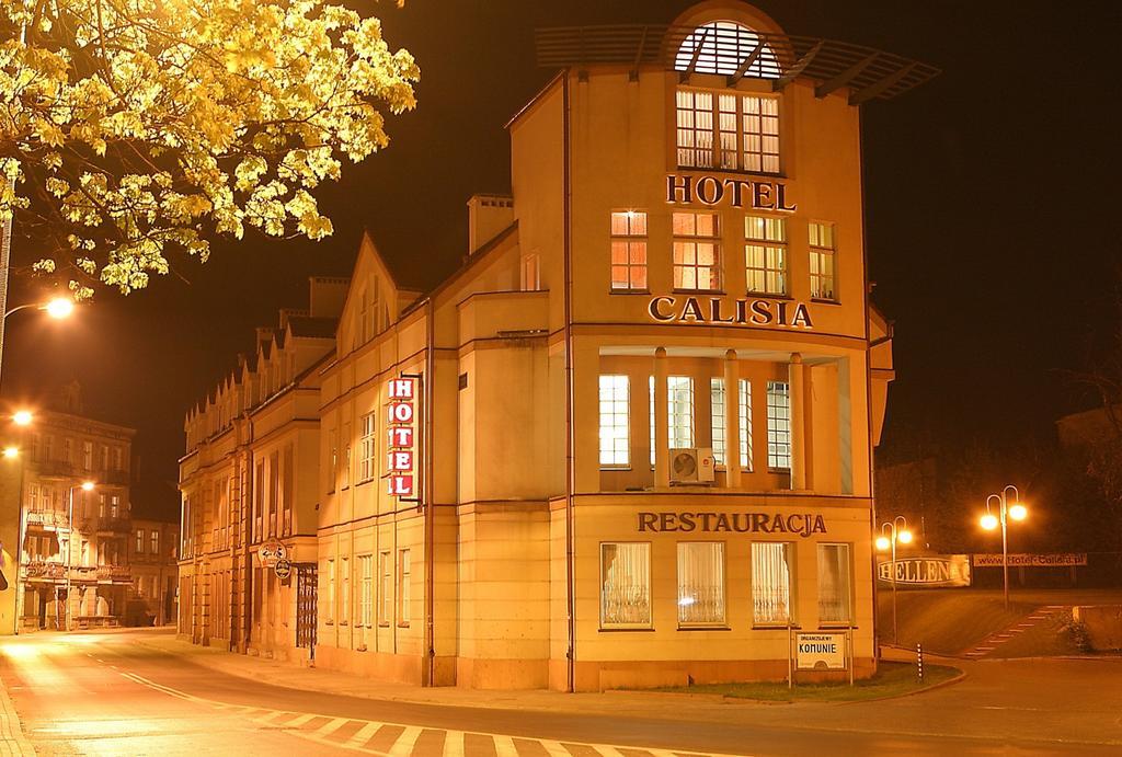 Hotel Calisia Kaliszki エクステリア 写真